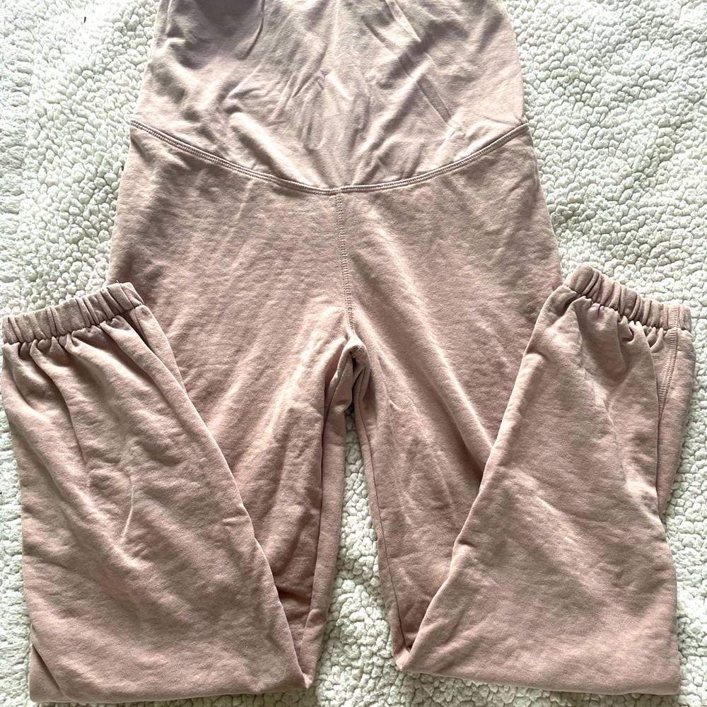 Maternity sweatpants